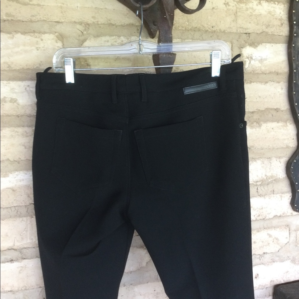 Prada below the knee/shorts/capris